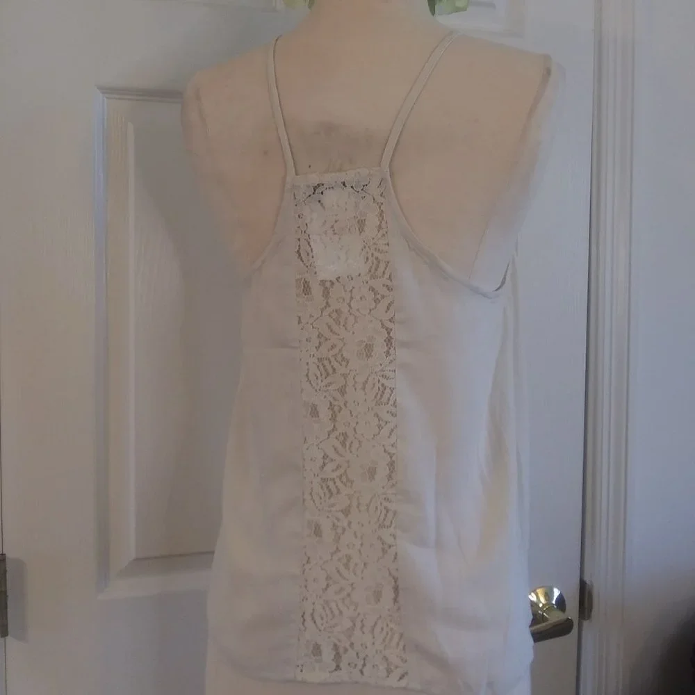 Flying Tomato | Embroidered Dreamcatcher on Cream Cami | S | New